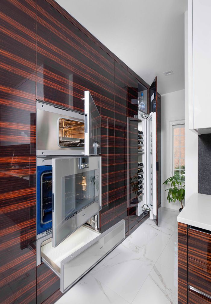 Kitchen Gets Sleek and Shiny Update